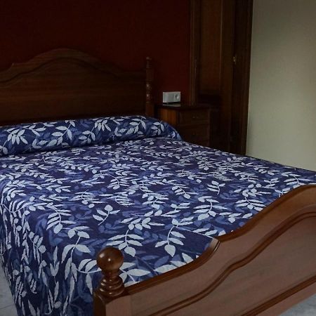 Pension Castro Parrillada Самос Экстерьер фото