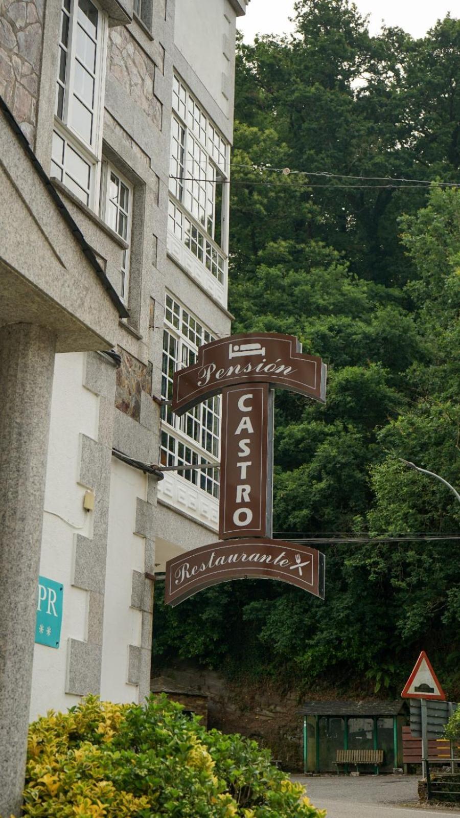 Pension Castro Parrillada Самос Экстерьер фото